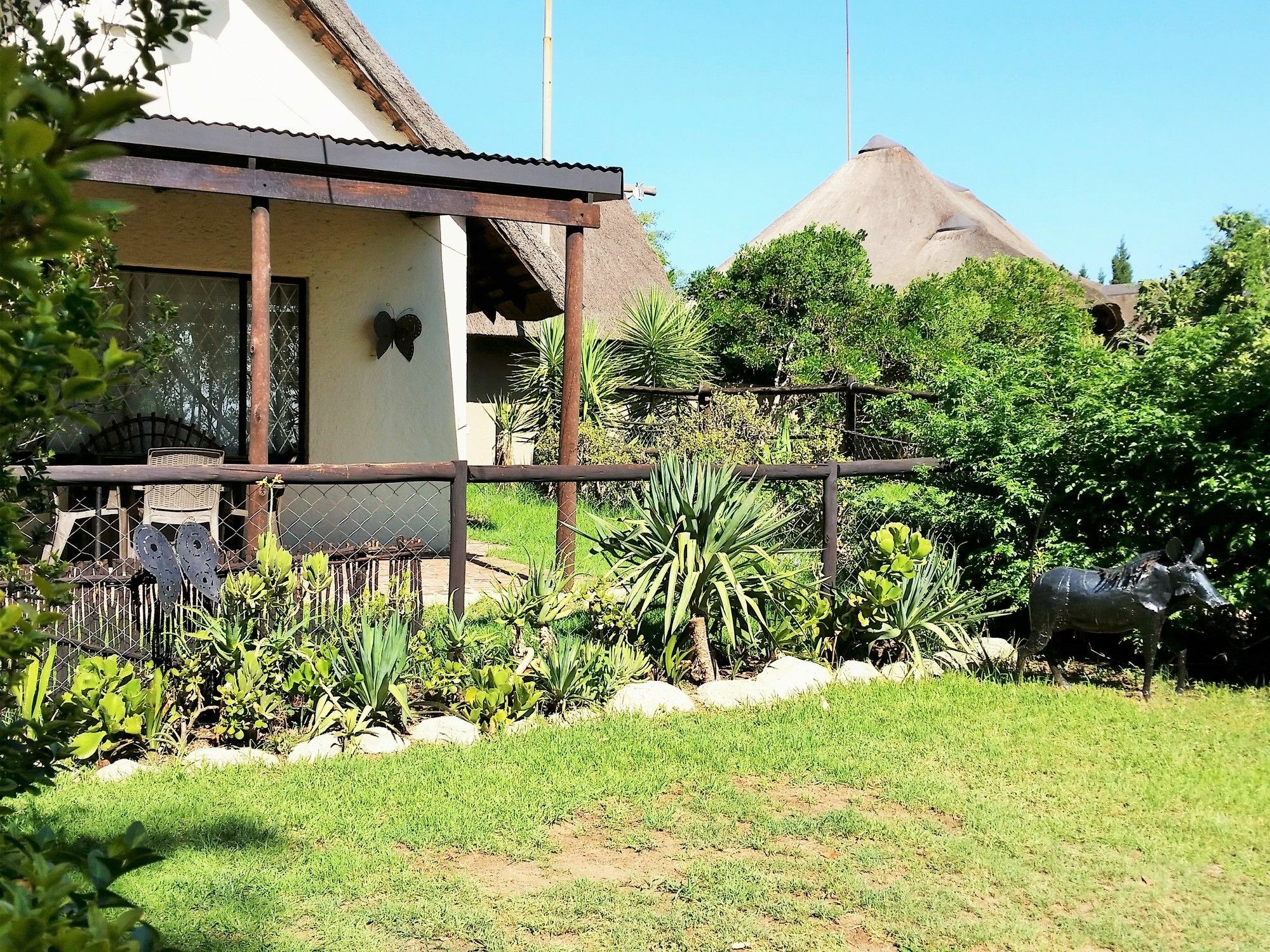 Pine Tree Lodge Midrand Exterior photo